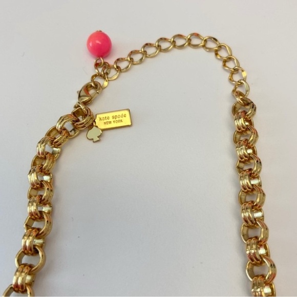 Kate Spade "Sweet As Pie" Bright Pink Cluster Beaded Collar Bib Necklace - Picture 8 of 11